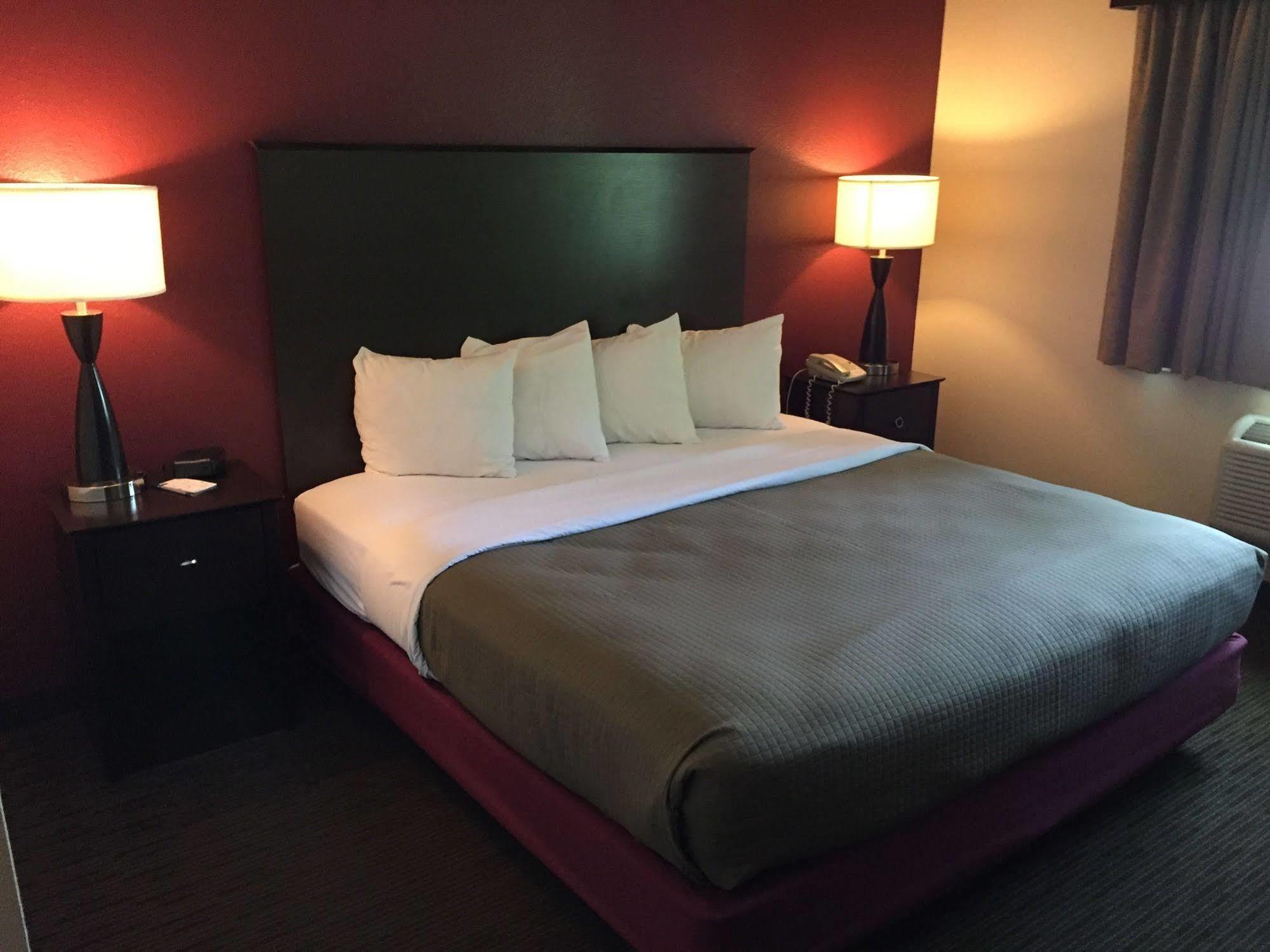 Blossom Hotel & Suites 特拉弗斯城 外观 照片